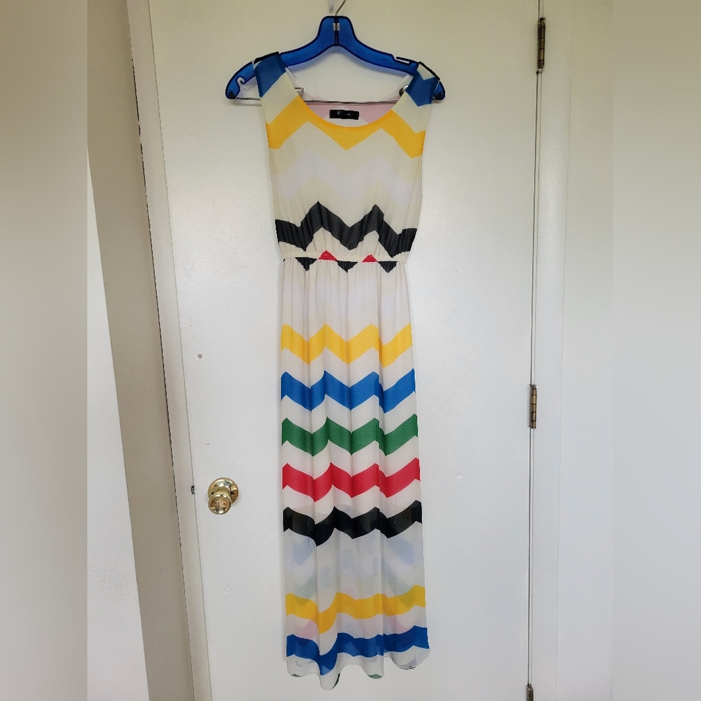 Cutie Chevron Maxi Dress – Multicolor – Size M